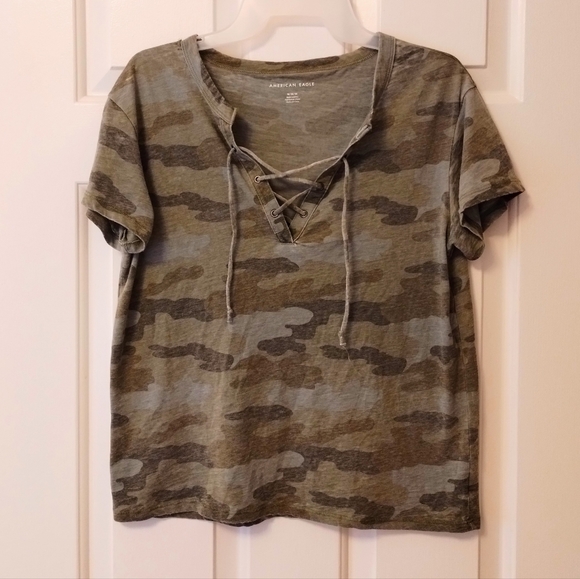 American Eagle camo crop tee - Picture 3 of 7
